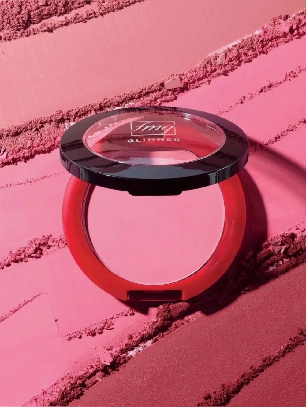 Avon fmg Glimmer Powder Blush -  Petal Pink  NIB